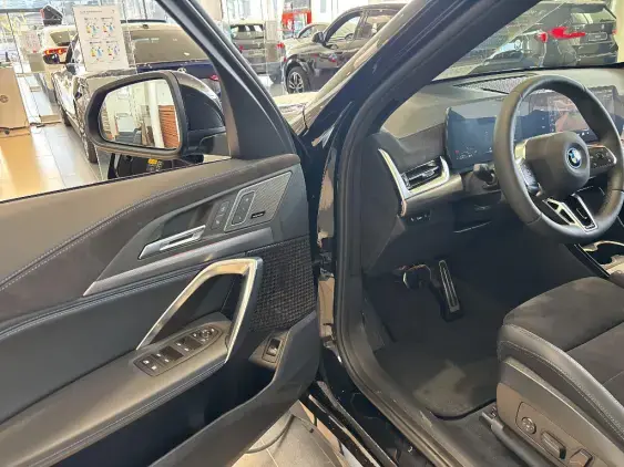 BMW X1 U11 - voiture de démonstration - Photo 15