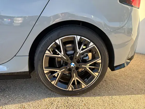 BMW SERIE 1 F70 - voiture de démonstration - Photo 4