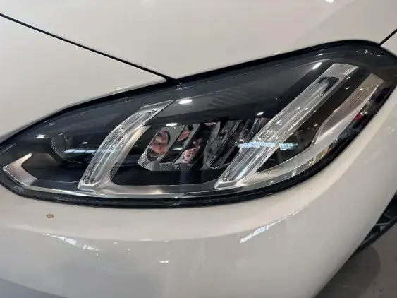 BMW SERIE 1 F70 - voiture de démonstration - Photo 6