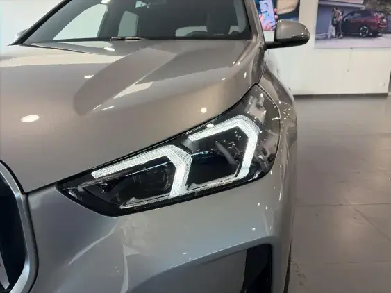 BMW X1 U11 - voiture de démonstration - Photo 19