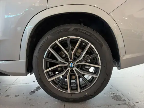 BMW X1 U11 - voiture de démonstration - Photo 21