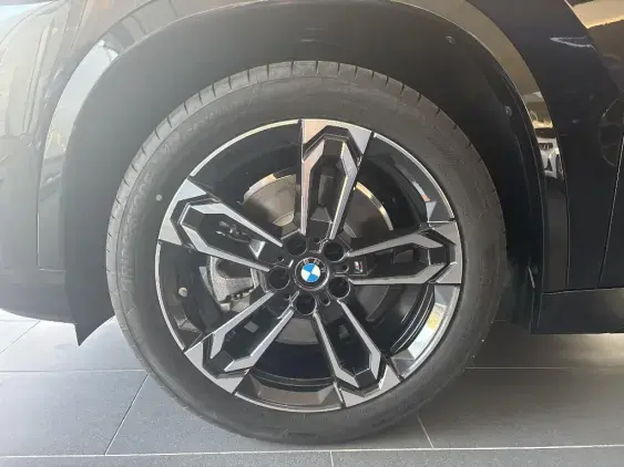 BMW X1 U11 - voiture de démonstration - Photo 15