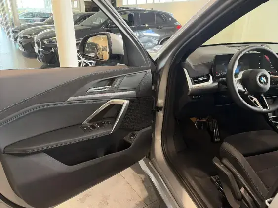 BMW X1 U11 - voiture de démonstration - Photo 17