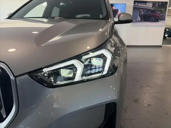 BMW X1 U11 - voiture de démonstration - Photo 19