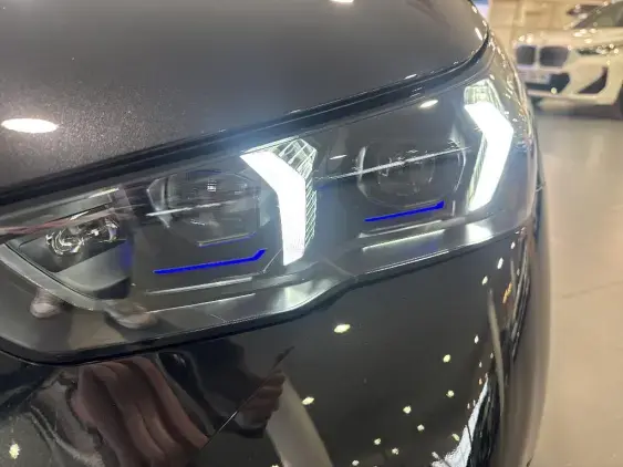 BMW i5 G60 - voiture de démonstration - Photo 7