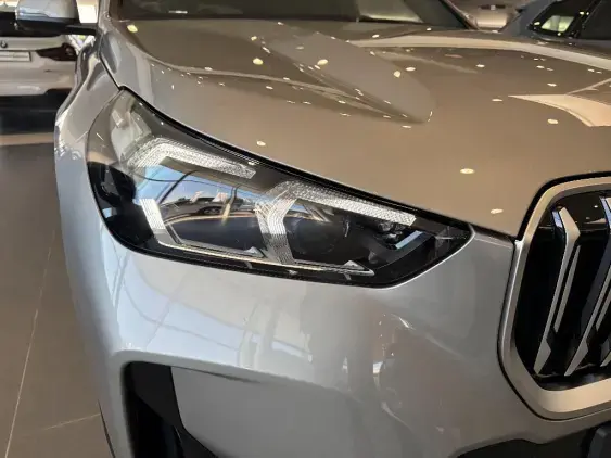 BMW X1 U11 - voiture de démonstration - Photo 13