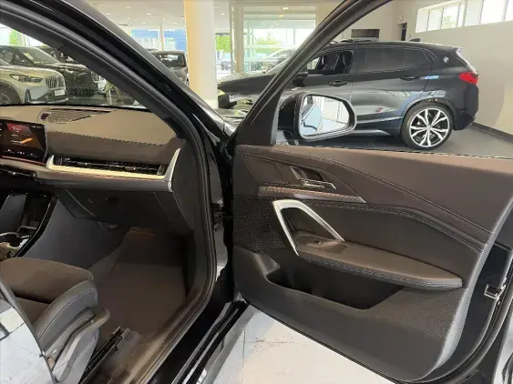 BMW X1 U11 - voiture de démonstration - Photo 18