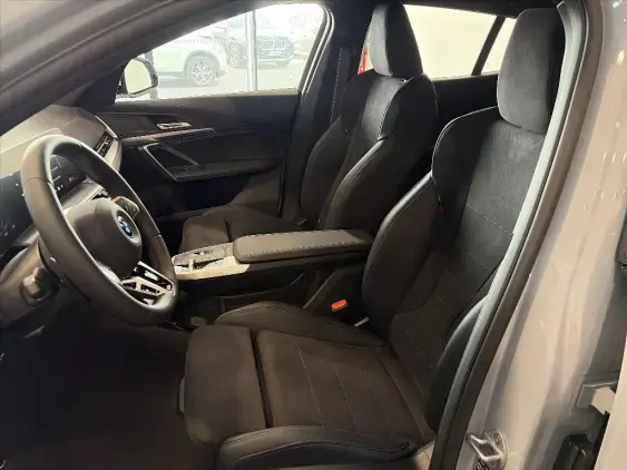 BMW iX2 U10 - voiture de démonstration - Photo 16