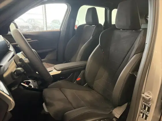 BMW X1 U11 - voiture de démonstration - Photo 16