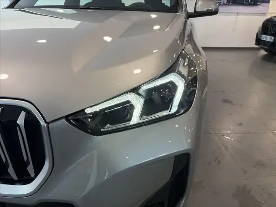 BMW X1 U11 - voiture de démonstration - Photo 19