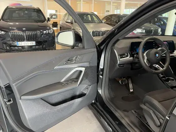 BMW X1 U11 - voiture de démonstration - Photo 17