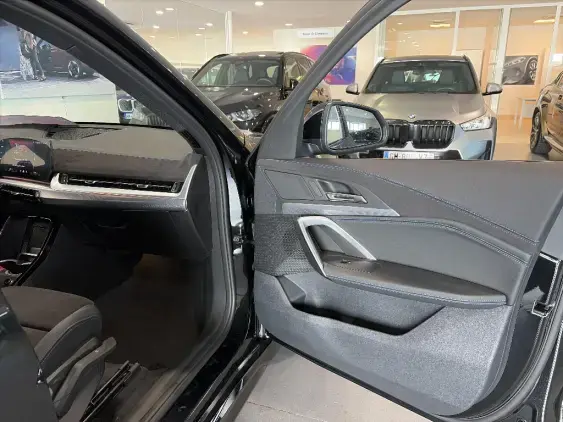 BMW X1 U11 - voiture de démonstration - Photo 18