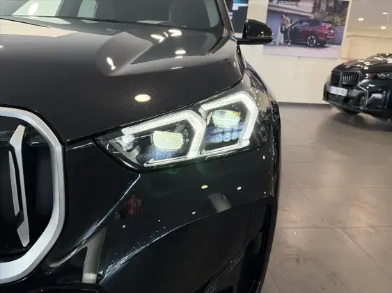 BMW X1 U11 - voiture de démonstration - Photo 19
