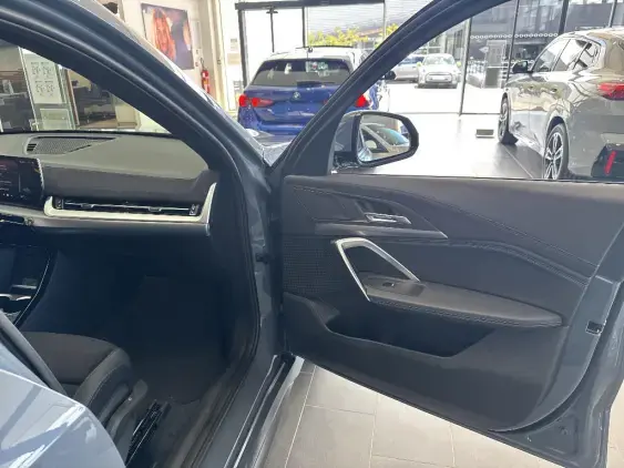 BMW X1 U11 - voiture de démonstration - Photo 17