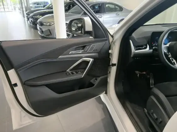 BMW X1 U11 - voiture de démonstration - Photo 17