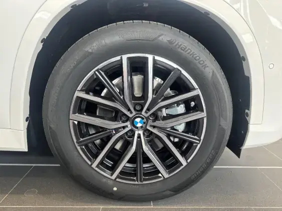 BMW X1 U11 - voiture de démonstration - Photo 11