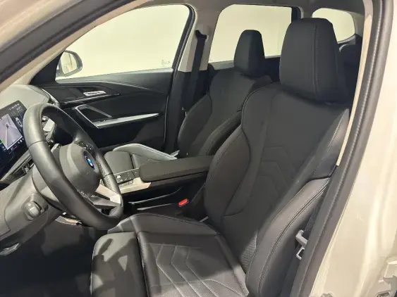 BMW iX1 U11 - voiture de démonstration - Photo 16