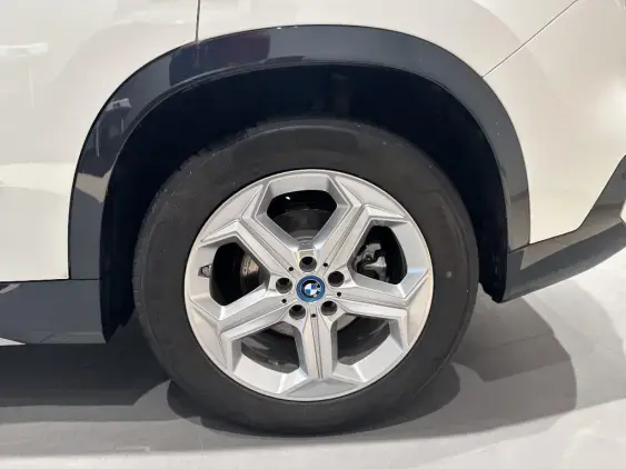 BMW iX1 U11 - voiture de démonstration - Photo 19