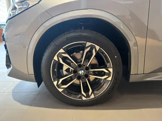 BMW iX2 U10 - voiture de démonstration - Photo 18