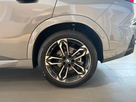 BMW iX2 U10 - voiture de démonstration - Photo 19