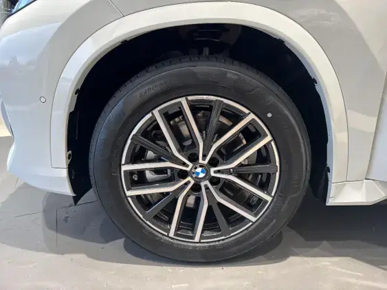 BMW X1 U11 - voiture de démonstration - Photo 18