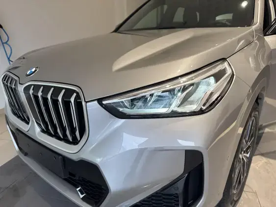 BMW X1 U11 - voiture de démonstration - Photo 17