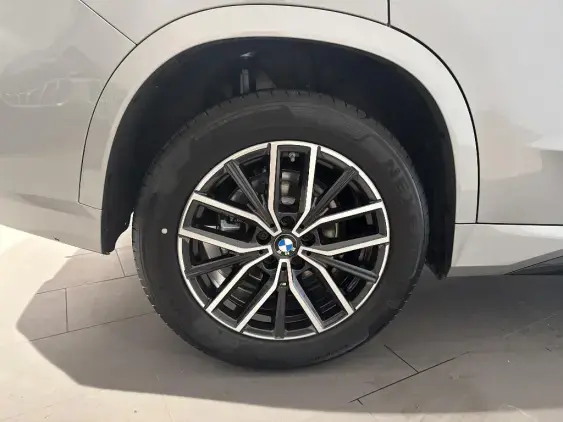 BMW X1 U11 - voiture de démonstration - Photo 20