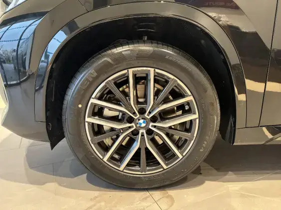 BMW X1 U11 - voiture de démonstration - Photo 18