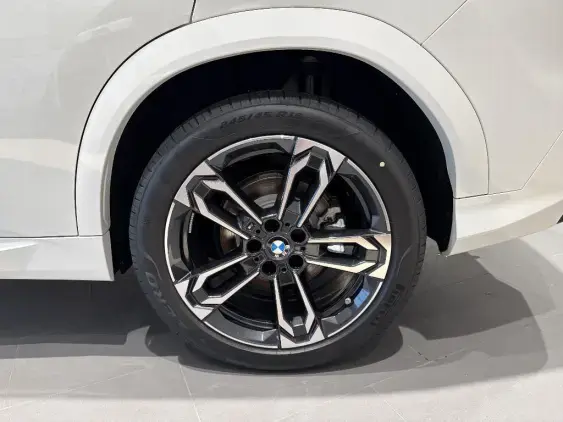 BMW iX2 U10 - voiture de démonstration - Photo 19