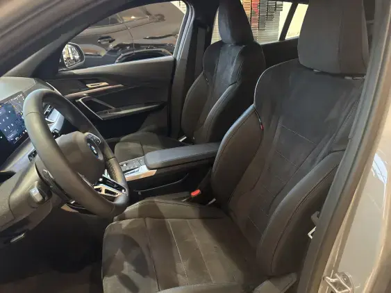 BMW iX2 U10 - voiture de démonstration - Photo 16