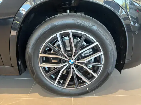 BMW X1 U11 - voiture de démonstration - Photo 19