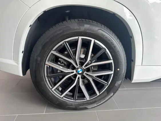 BMW X1 U11 - voiture de démonstration - Photo 20