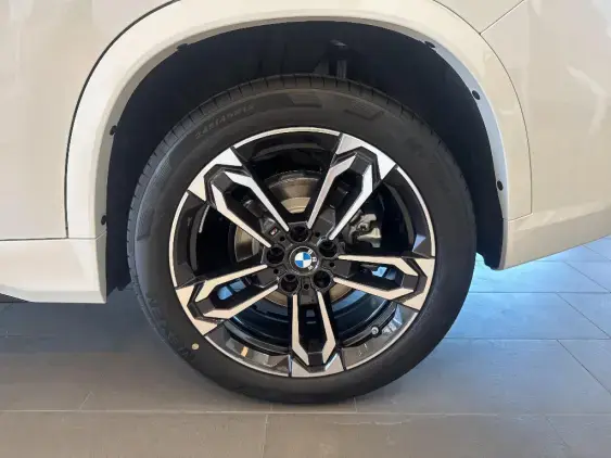 BMW iX1 U11 - voiture de démonstration - Photo 19