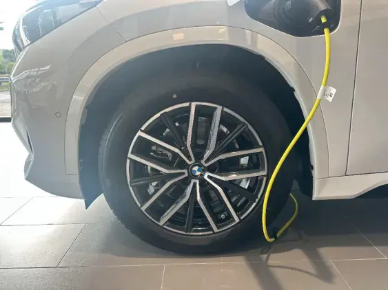 BMW X1 U11 - voiture de démonstration - Photo 18