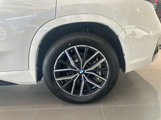 BMW X1 U11 - voiture de démonstration - Photo 19