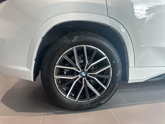 BMW X1 U11 - voiture de démonstration - Photo 20