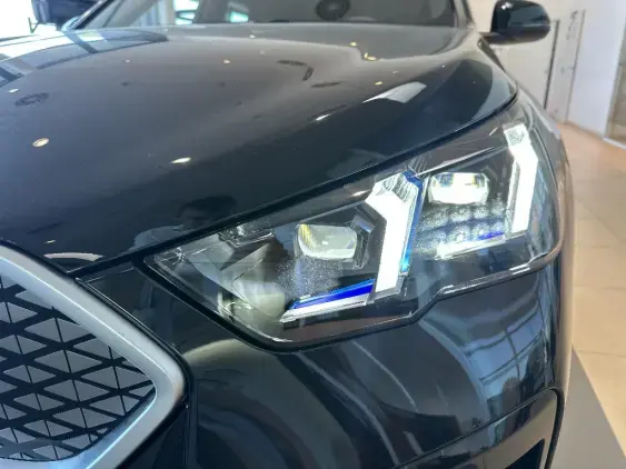 BMW iX2 U10 - voiture de démonstration - Photo 17