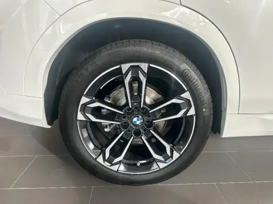 BMW iX2 U10 - voiture de démonstration - Photo 20