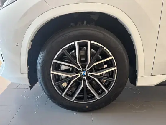 BMW X1 U11 - voiture de démonstration - Photo 18