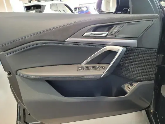 BMW X1 U11 - voiture de démonstration - Photo 18