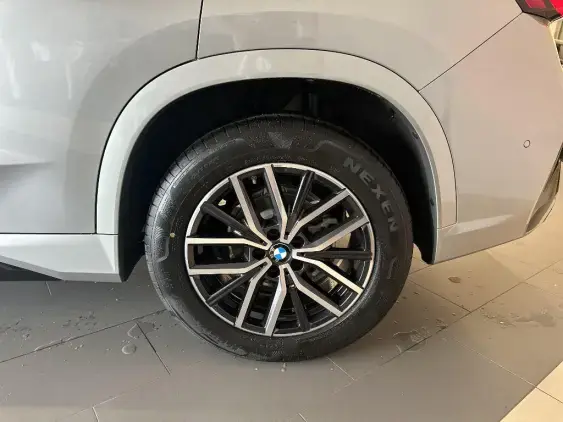 BMW X1 U11 - voiture de démonstration - Photo 19