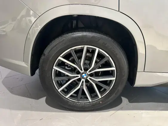 BMW X1 U11 - voiture de démonstration - Photo 20