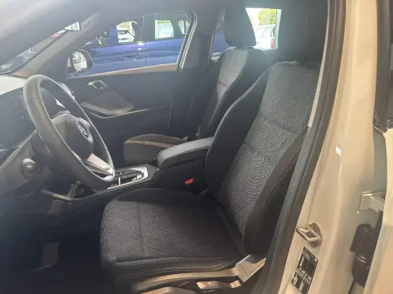 BMW SERIE 1 F70 - voiture de démonstration - Photo 16