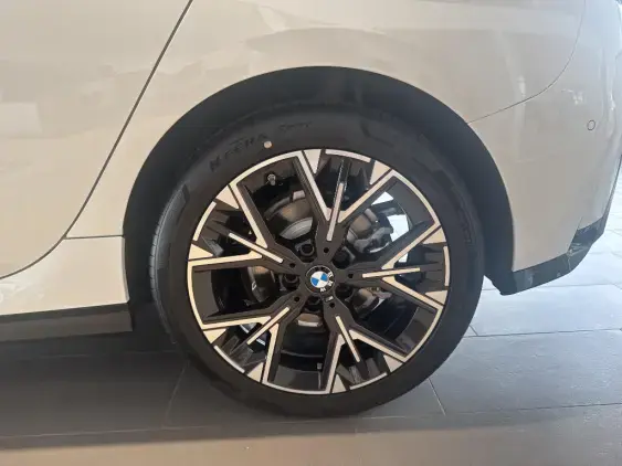 BMW SERIE 1 F70 - voiture de démonstration - Photo 19