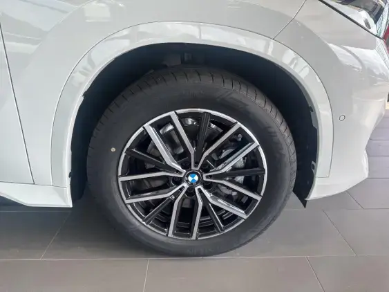 BMW X1 U11 - voiture de démonstration - Photo 18