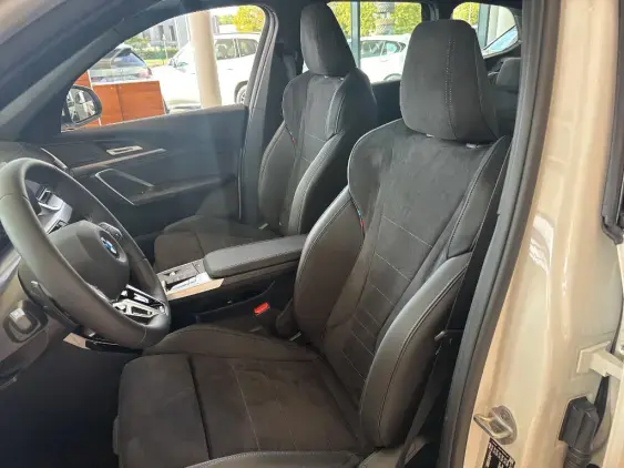 BMW X1 U11 - voiture de démonstration - Photo 16