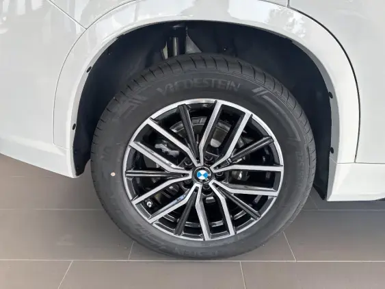 BMW X1 U11 - voiture de démonstration - Photo 19