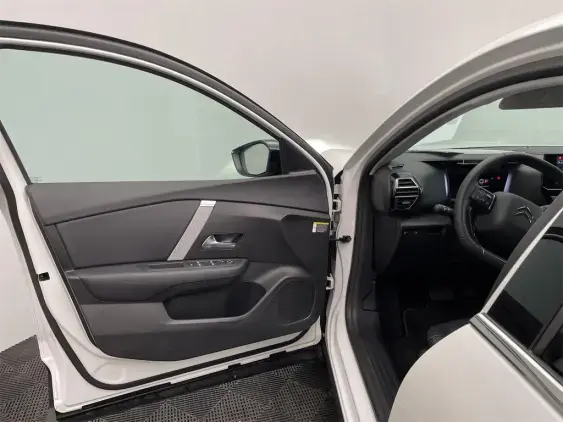 CITROEN C4 X ELECTRIQUE - voiture de démonstration - Photo 19