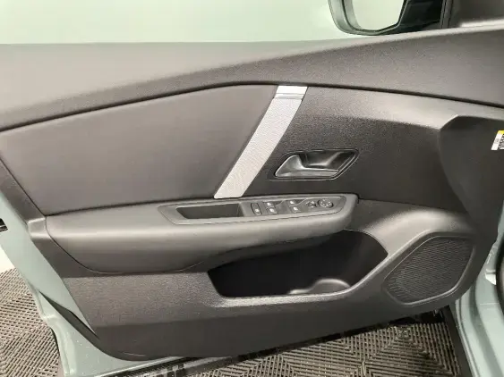 CITROEN C4 III - voiture de démonstration - Photo 19