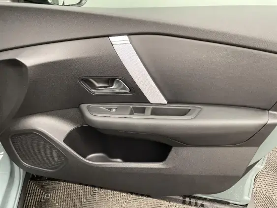 CITROEN C4 III - voiture de démonstration - Photo 20